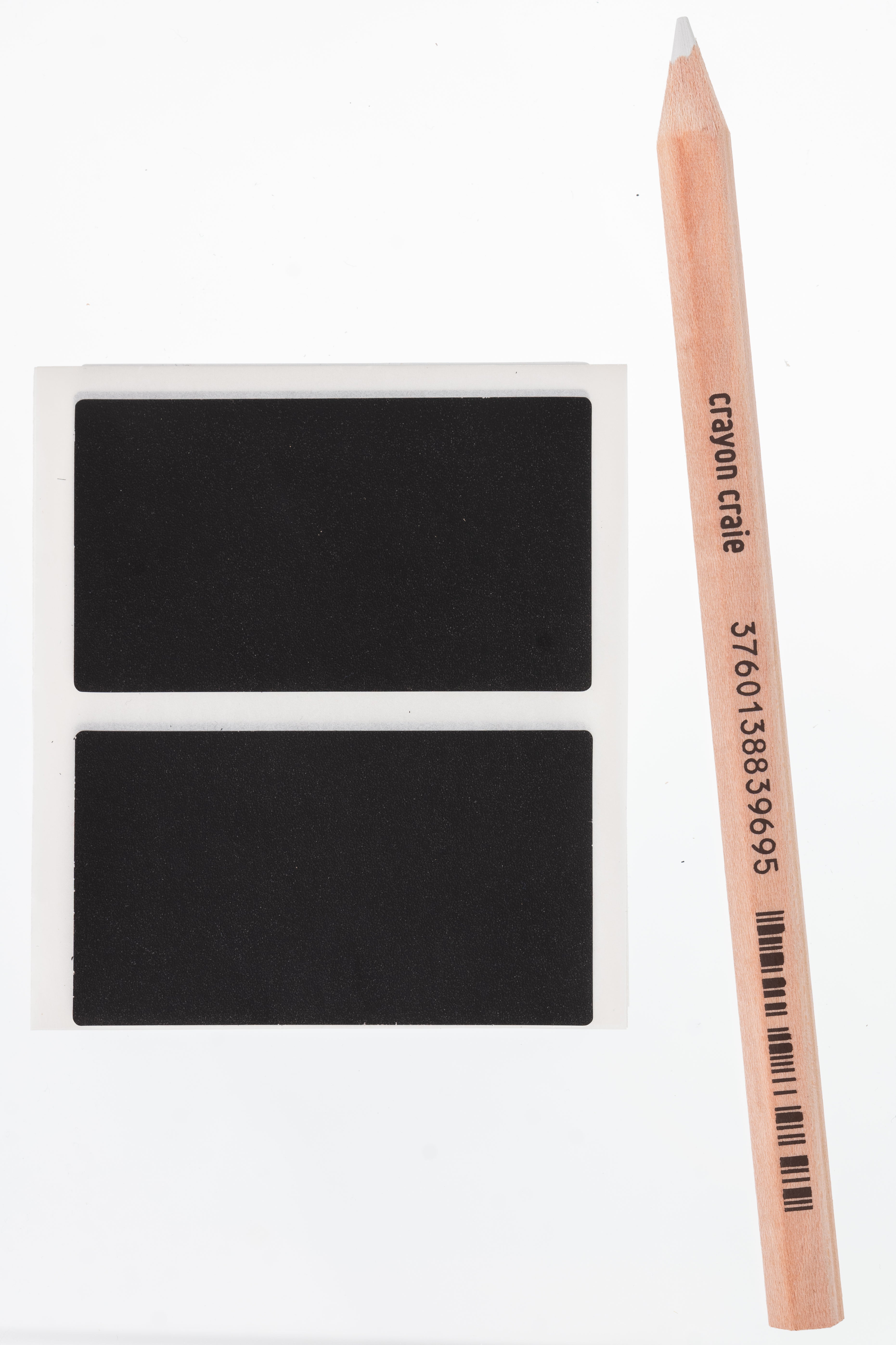 KLISTREMERKEBLYANT - hvit blyant til de sorte klistremerkene