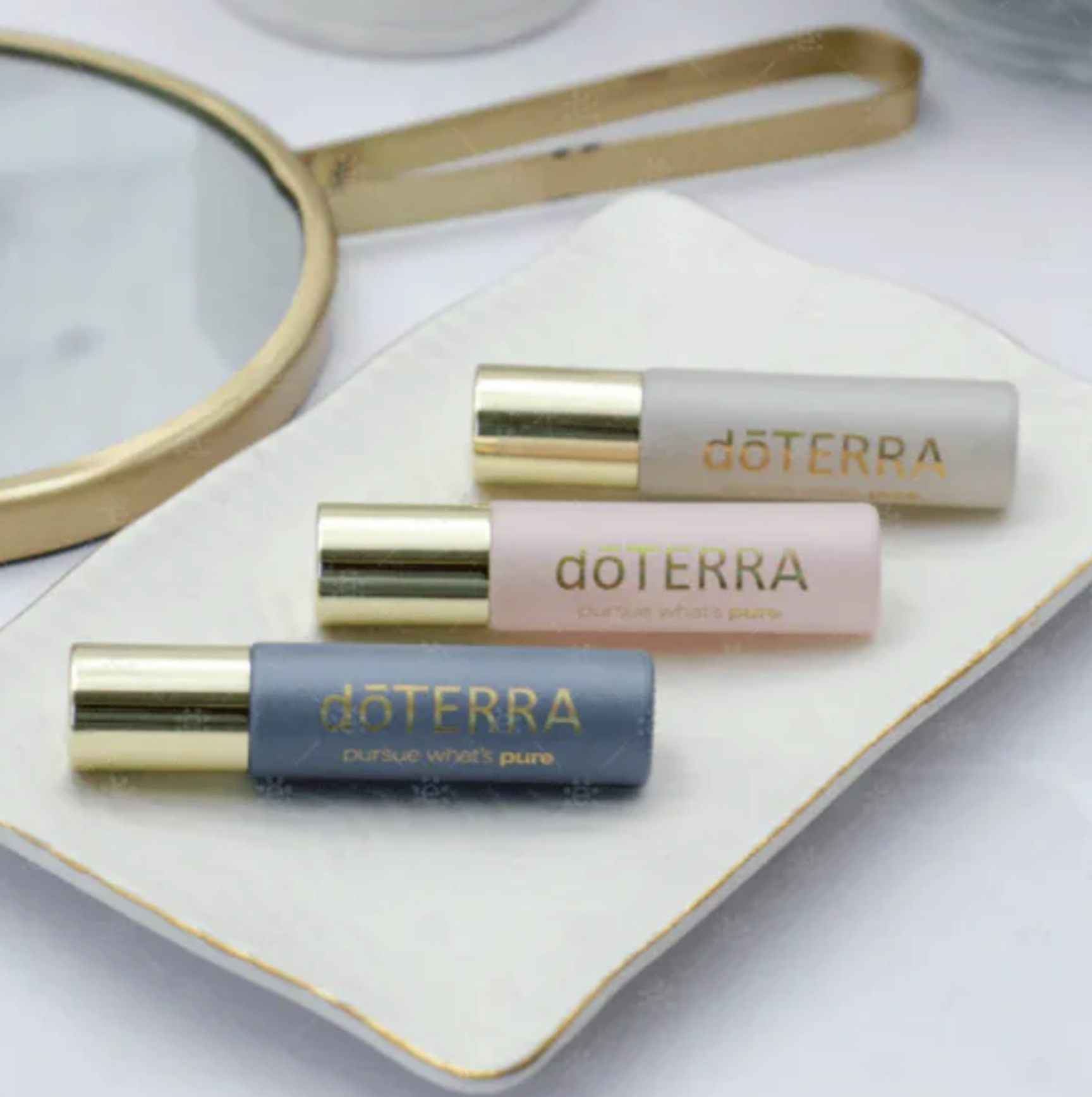 dōTERRA Nordica rollerflasker i matt glass med gullkork 10 ml 3 pk